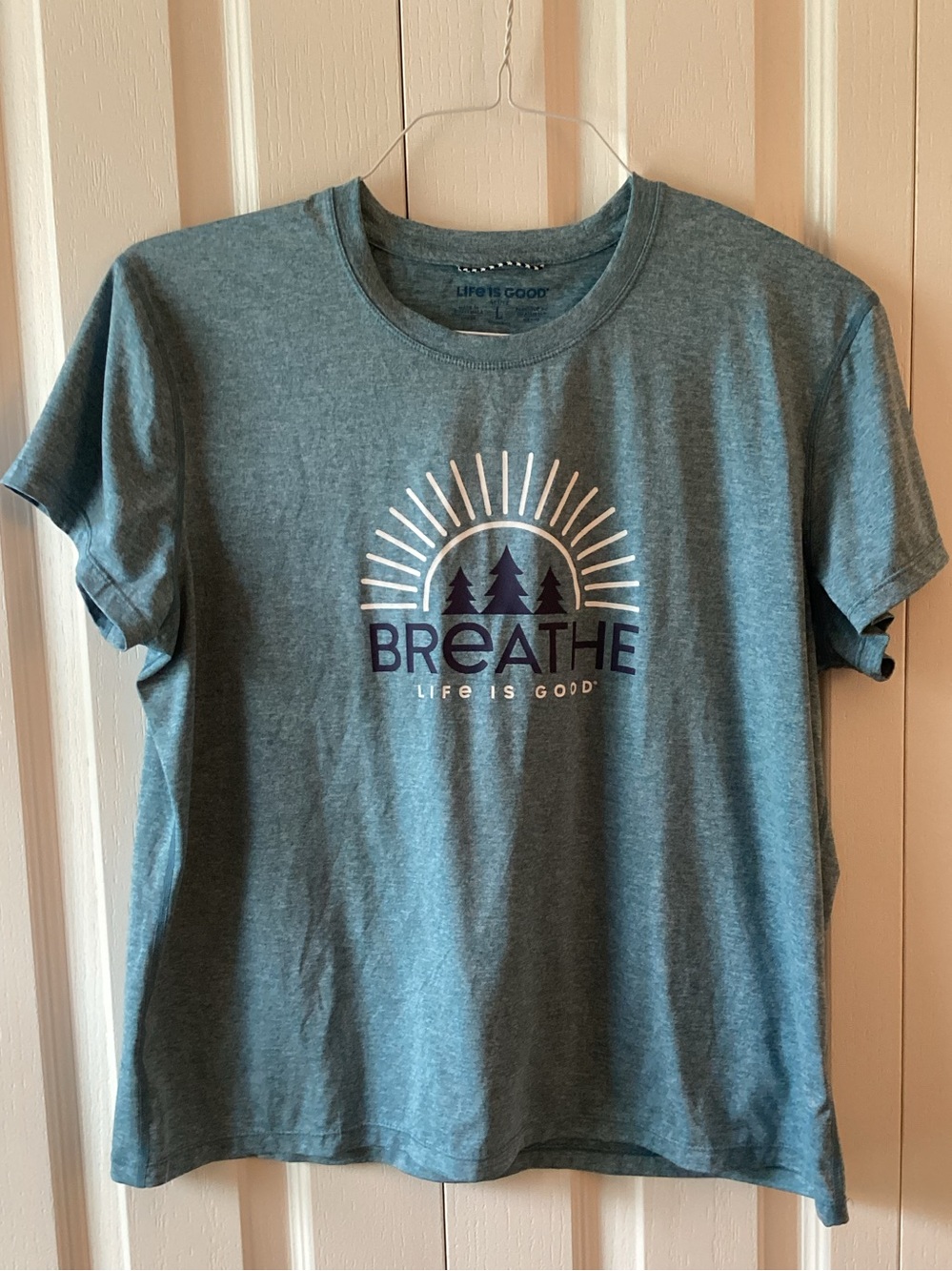 Life is Good Women's Active Tee “Breath” size L